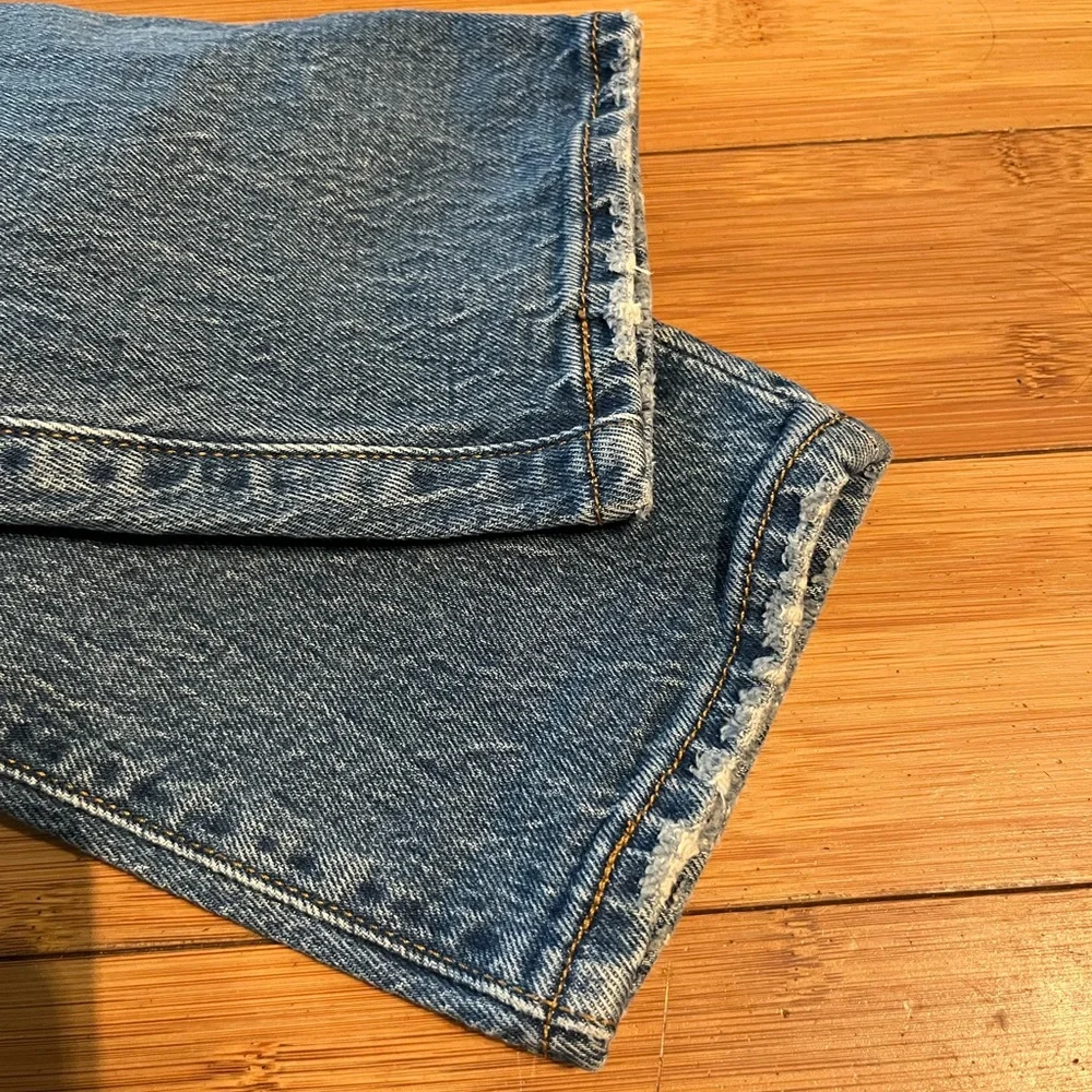 Levi's Wedgie Straight Leg Button Fly Classic Blue Jeans size 27 - Picture 12 of 12